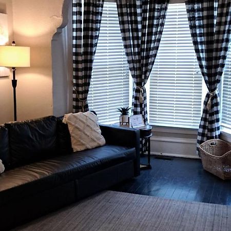 Beautiful Downstairs 1Bed 1Bth Charmer- Pet Friendly Michigan Stadt Exterior foto