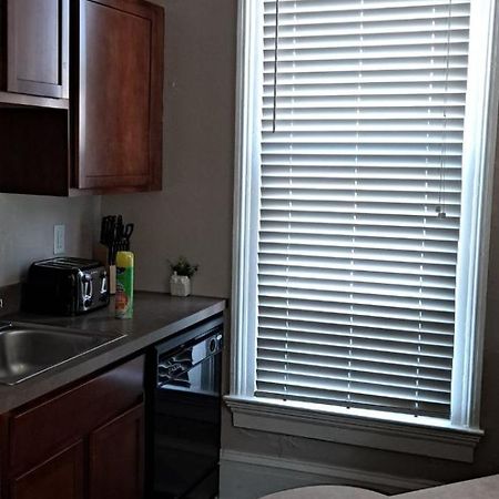 Beautiful Downstairs 1Bed 1Bth Charmer- Pet Friendly Michigan Stadt Exterior foto