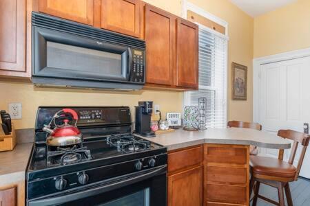Beautiful Downstairs 1Bed 1Bth Charmer- Pet Friendly Michigan Stadt Exterior foto