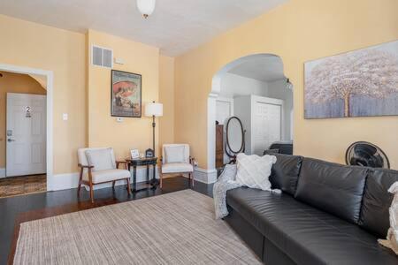 Beautiful Downstairs 1Bed 1Bth Charmer- Pet Friendly Michigan Stadt Exterior foto