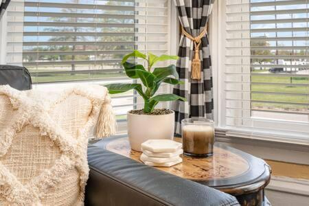 Beautiful Downstairs 1Bed 1Bth Charmer- Pet Friendly Michigan Stadt Exterior foto
