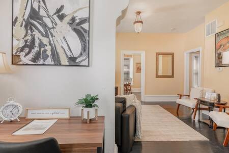 Beautiful Downstairs 1Bed 1Bth Charmer- Pet Friendly Michigan Stadt Exterior foto